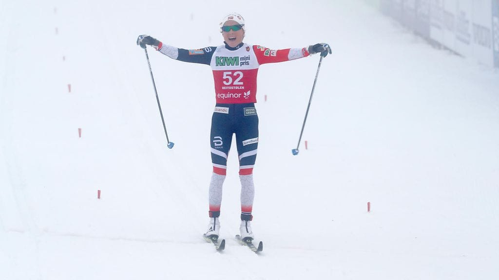 Therese Johaug juhli Beitostölenissä viime viikolla.