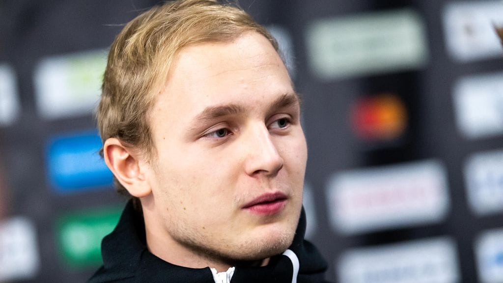 Kristian Vesalainen siirtyy NHL-seura Winnipeg Jetsin NHL-organisaatiosta KHL-seura Jokereihin.