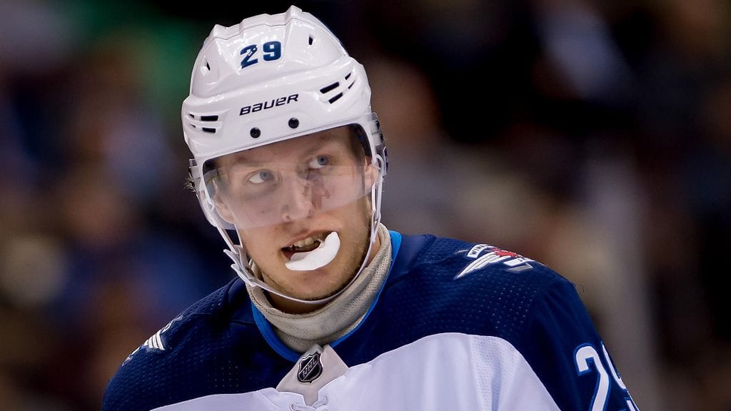 Patrik Laine jatkoi maaliputkeaan NHL:ssä.