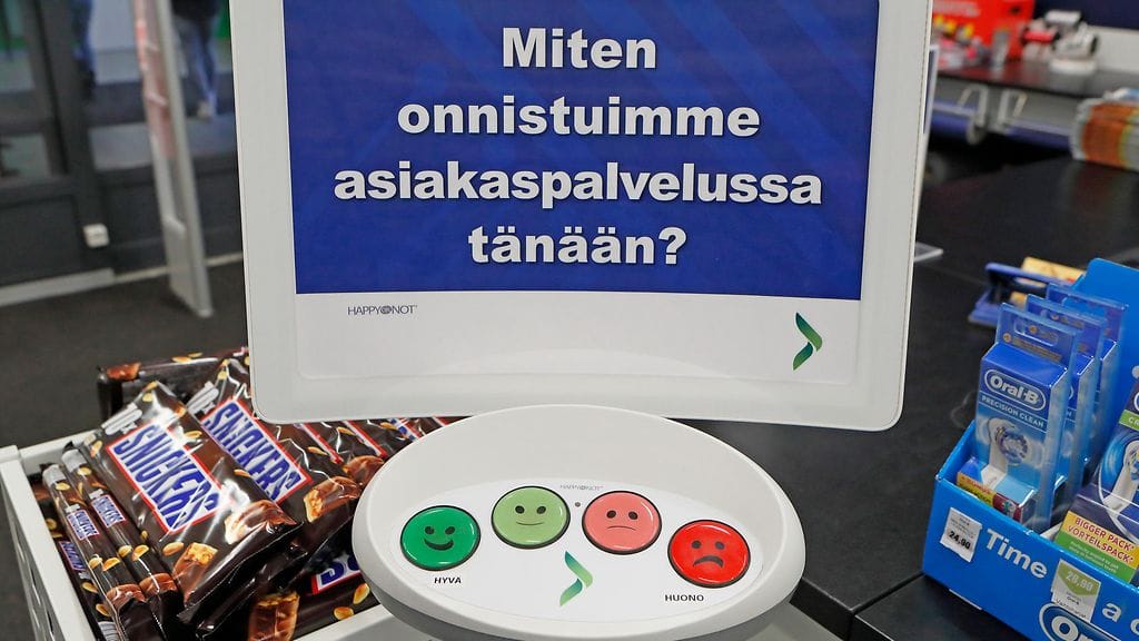 Kuvituskuvassa Gigantin palauteautomaatti.