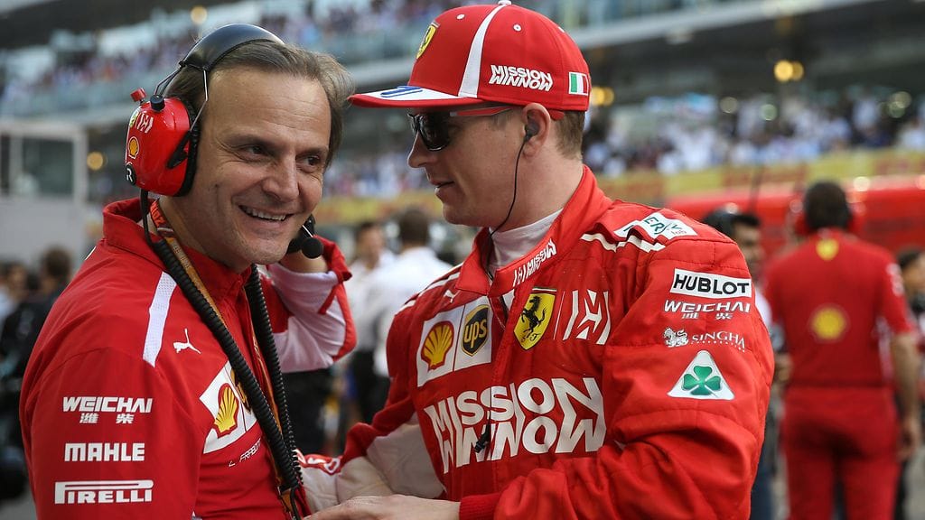 Kimi Räikkönen teki kaikkensa välttääkseen FIA-gaalaan joutumisen, mutta muiden epäonnistuminen pakottaa hänet sinne.