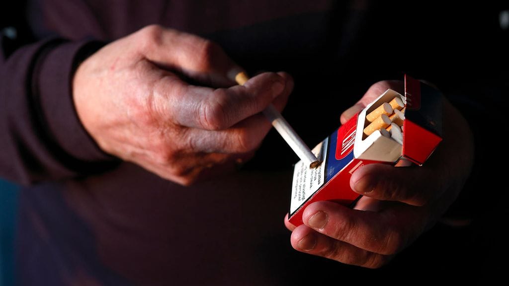 Tavoitteen katsotaan toteutuvan, jos alle viisi prosenttia väestöstä käyttää tupakka- tai nikotiinituotteita vuonna 2030.