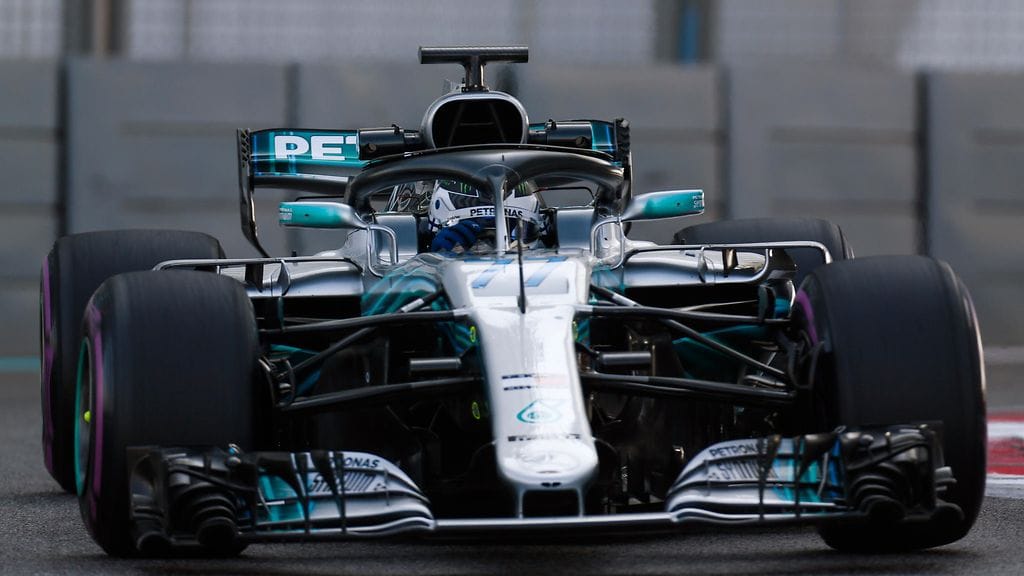Valtteri Bottas urakoi yhteensä 120 kierrosta tiistaina Pirellin rengastesteissä Abu Dhabissa.