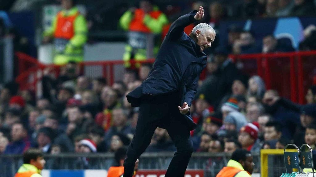 Mourinho käänsi Unitedin jatkopaikan varmistumisen jälkeen jälleen huomion itseensä.