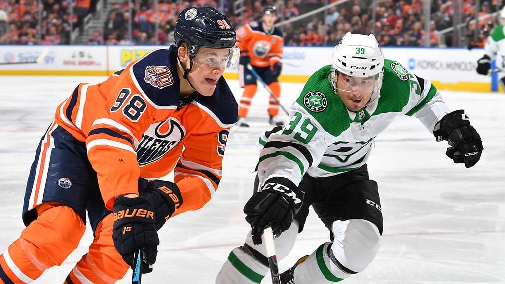 Jesse Puljujärvi näyttämään osaamistaan Edmontonin 1-0-jatkoaikavoitossa Dallasista.