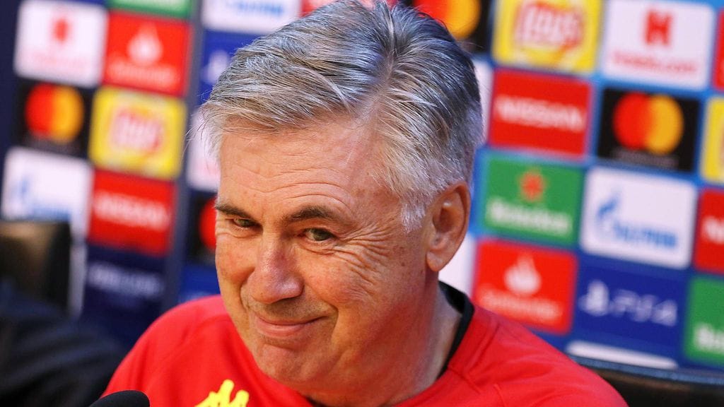 Carlo Ancelotti on huomannut Napolilla olevan todelliset mahdollisuudet "kuolemanlohkosta" jatkoon.