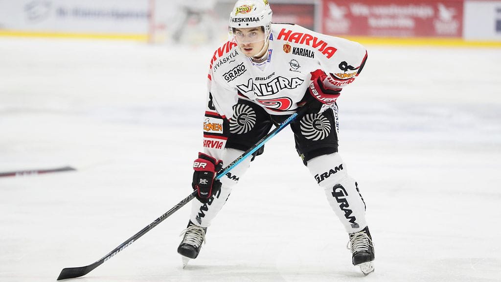 David Tomasekin ensimmäinen vaihto toisessa erässä oli vauhdikas.