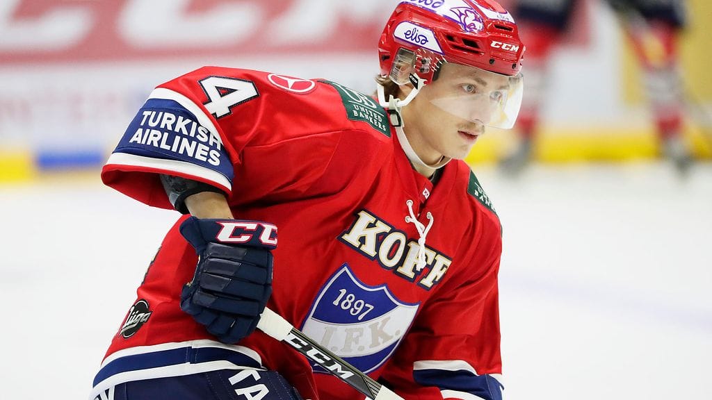 IFK:n Iikka Kangasniemi toi joukkueensa tasoihin Tapparaa vastaan Tampereella.