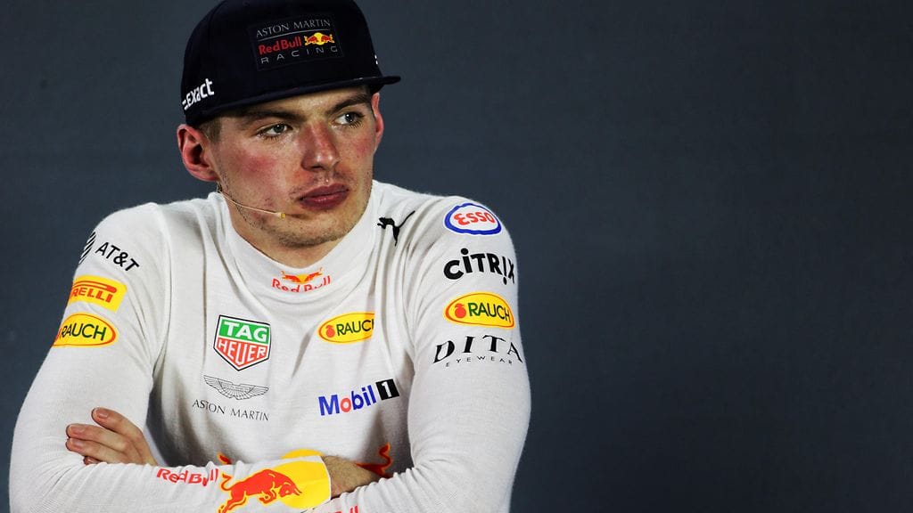 Red Bull -kuljettaja Max Verstappen sai yhdyskuntapalvelua Brasilian GP:n väkivaltaisesta käytöksestään.