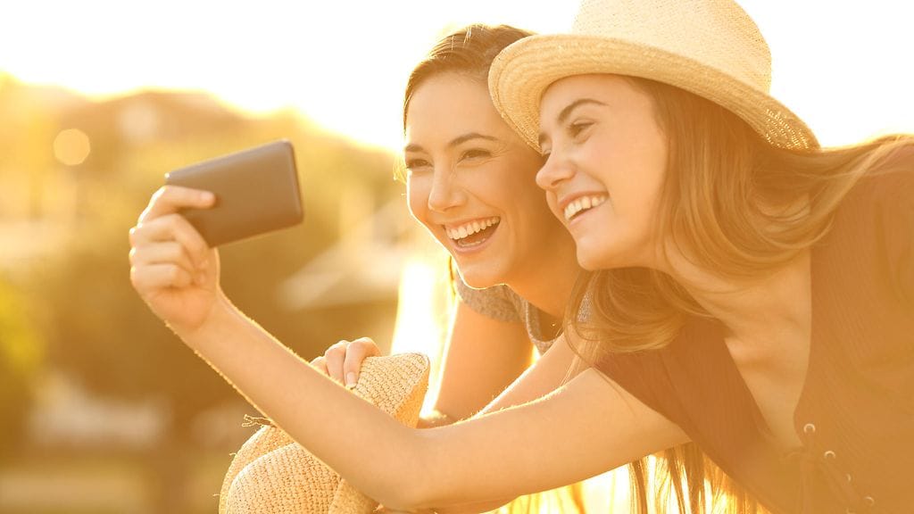 Entä jos joku muu julkaisisi selfiet puolestasi?