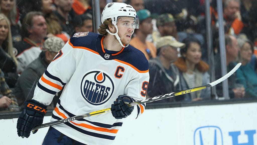 Edmonton Oilersin Connor McDavid on NHL:n palkkakuningas.