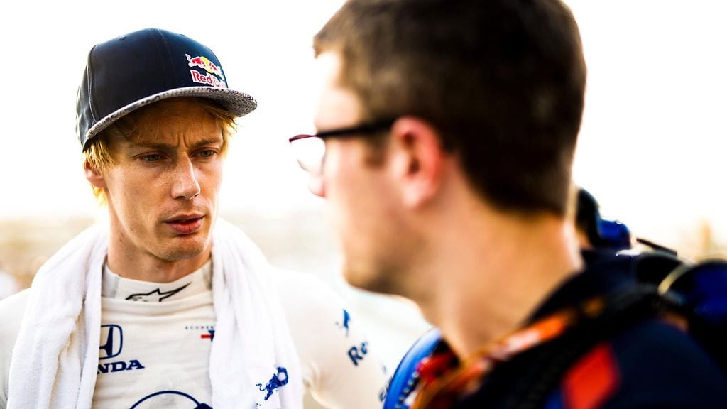 Brendon Hartley sai ajaan kauden loppuun Toro Rossolla, vaikka potkut olivat lähellä.
