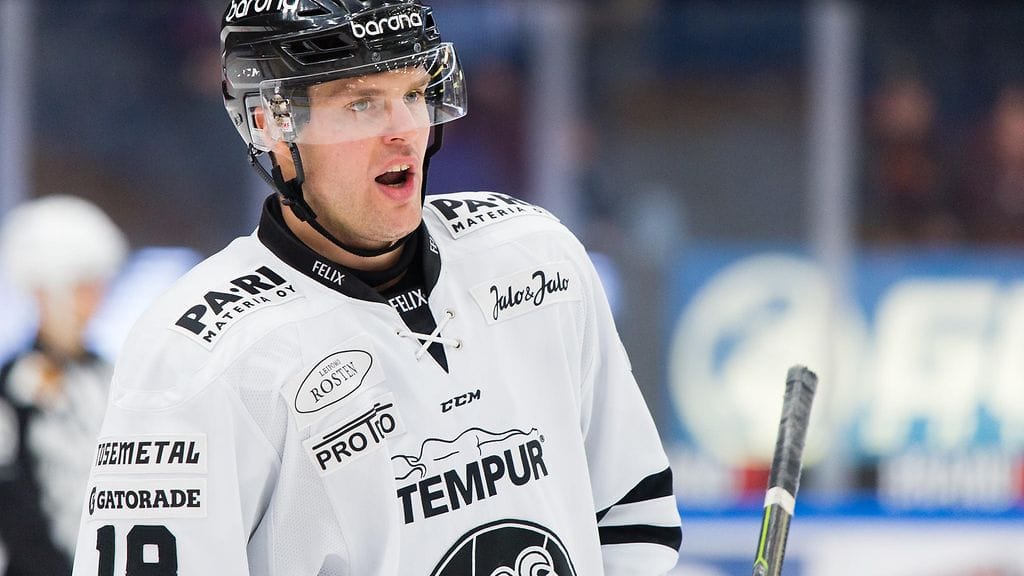 Zach Budishin ottelu päättyi lyhyeen Kouvolassa.