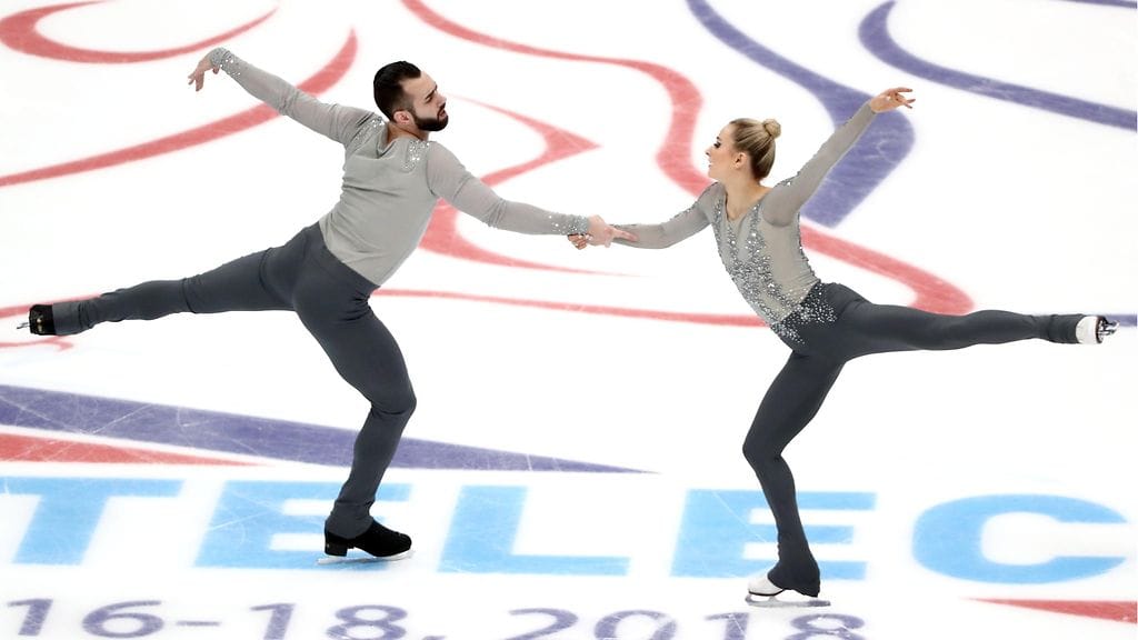 Timothy LeDuc ja Ashley Cain jäällä Moskovassa marraskuussa.