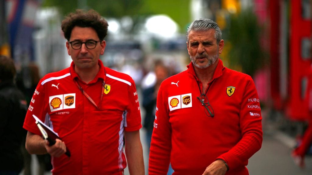 Mattia Binotto ja Maurizio Arrivabene ovat italialaislähteiden mukaan erimielisyyksissä.