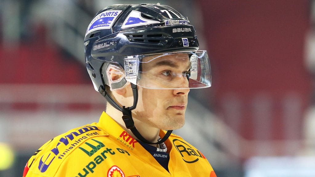 Tapio Laakso rikkoi 100 maalin rajapyykin SM-liigassa.