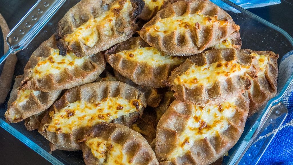 Mtv3_Makumuistoja__JAKSO1_JarnonKarjaöanpiirakat