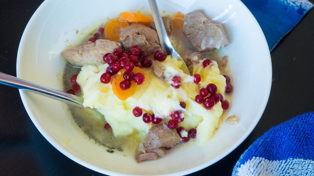 Mtv3_Makumuistoja__JAKSO1_JarnonKarjalanpaisti