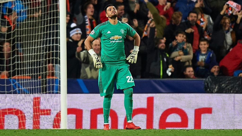 C Moren asiantuntija Antti Niemi laittoi Phil Jonesin oman maalin enemmän maalivahti Romeron piikkiin.