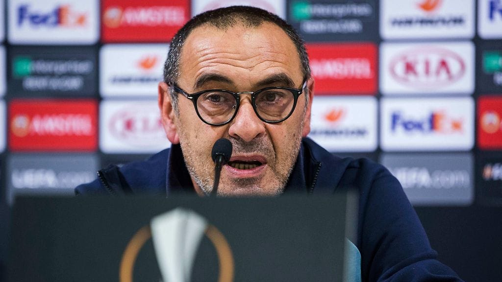 Chelsean päävalmentaja Maurizio Sarri tuomitsee Raheem Sterlingiä kohdanneen rasismin "ällöttävänä".
