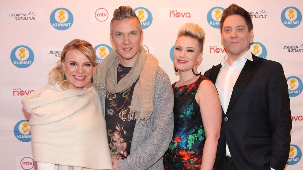 Club for Five esiintyi Lastenklinikoiden kummien JouluMielelle-konsertissa. Kuvasta puuttuu yhtyeen viides jäsen Tuukka Haapaniemi.