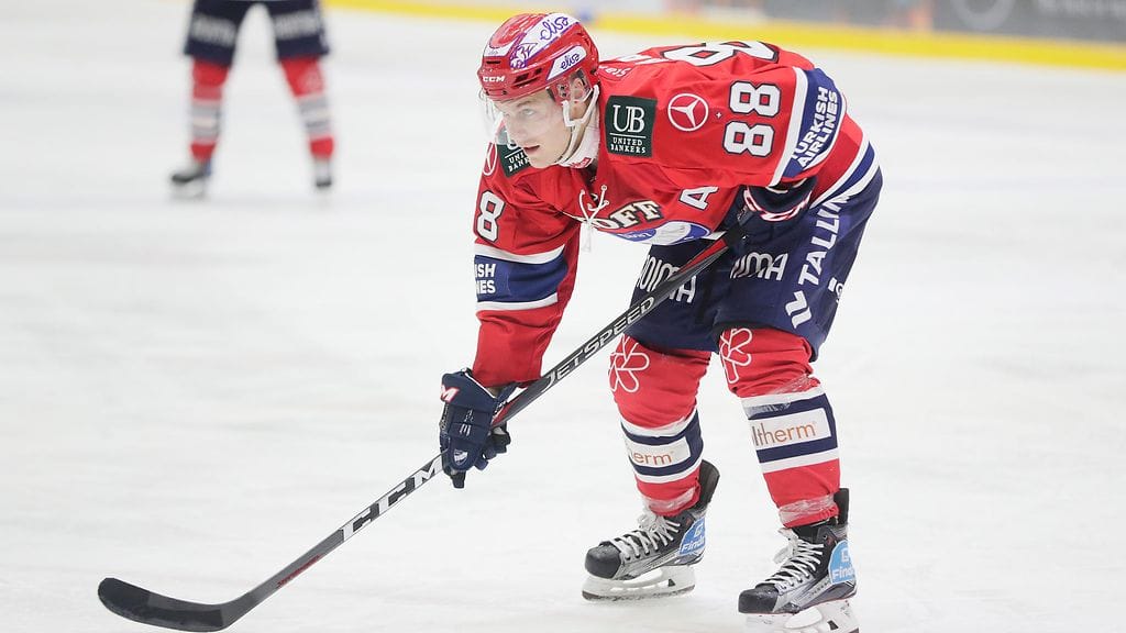 Joonas Rask pääsi tekemään joukkueensa toisen maalin Ilves-puolustuksen sekoilun seurauksena.