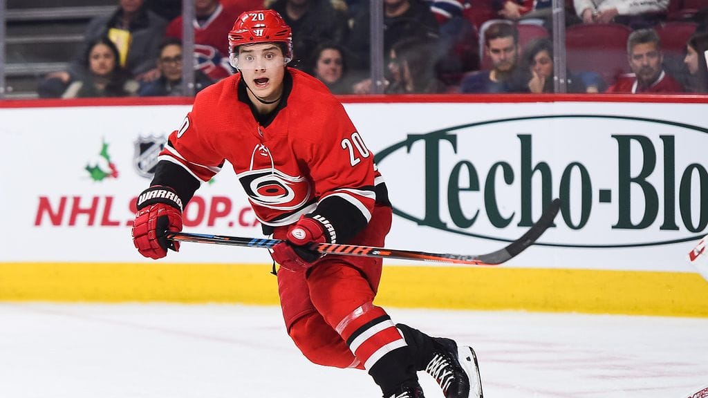 Carolina Hurricanesin Sebastian Aho teki neljä pistettä Washington Capitalsia vastaan.