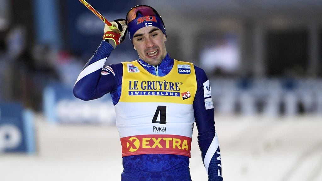 Ristomatti Hakola joutui pettymään Davosin sprintissä sauvarikon myötä. Kuva marraskuulta Rukalta.