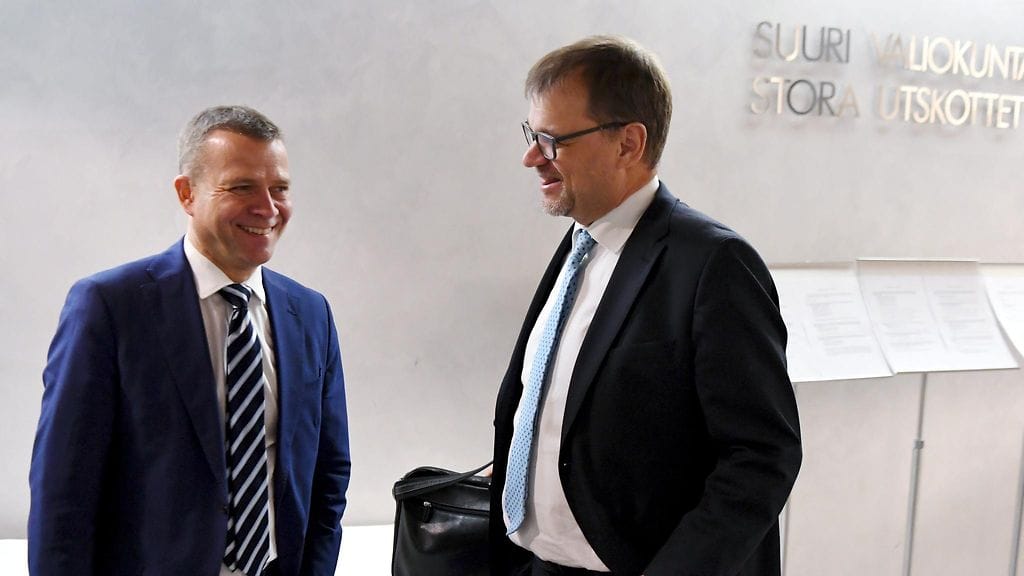 Petteri Orpo ja Juha Sipilä tyytyväisinä.