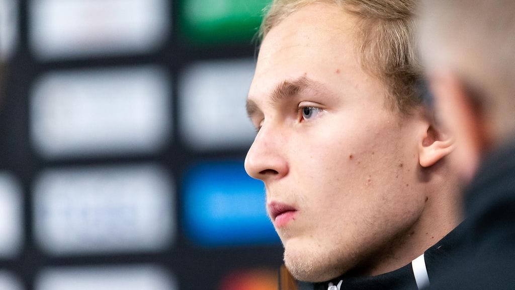 Kristian Vesalaisen jättäytyminen pois nuorten MM-kisoista on aiheuttanut paljon keskustelua.