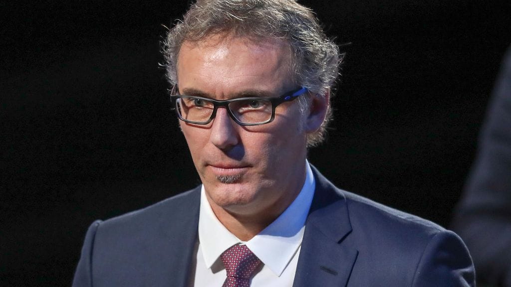 Muun muassa englantilaislehtien Mirrorin ja Dailymailin mukaan Ranskan maajoukkueen entinen päävalmentaja Laurent Blanc on ykkösehdokas Jose Mourinhon seuraajaksi Manchester Unitedin peräsimeen.