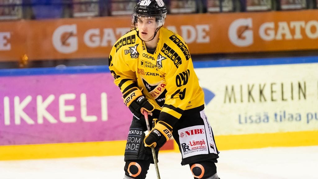 Henri Knuutinen onnistui heti maalinteossa IFK:ta vastaan Kuopiossa.