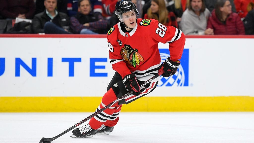 Henri Jokiharju liittyy Nuoriin Leijoniin.