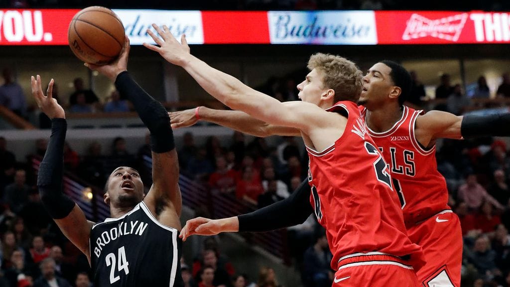 Lauri Markkasella (oikealla etuallalla) ei ollut tykein ilta.