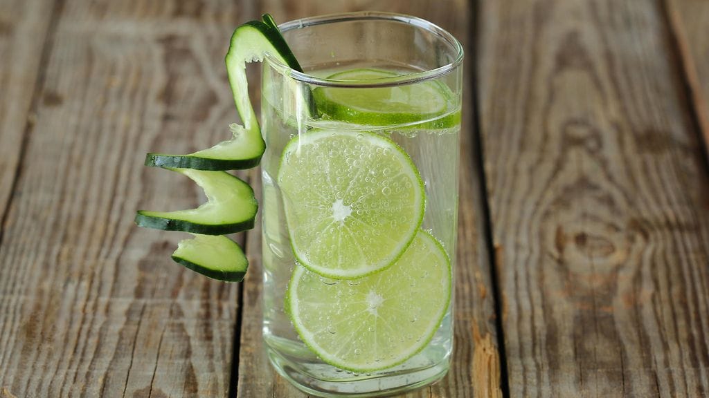 gin tonic kurkku drinkki cocktail