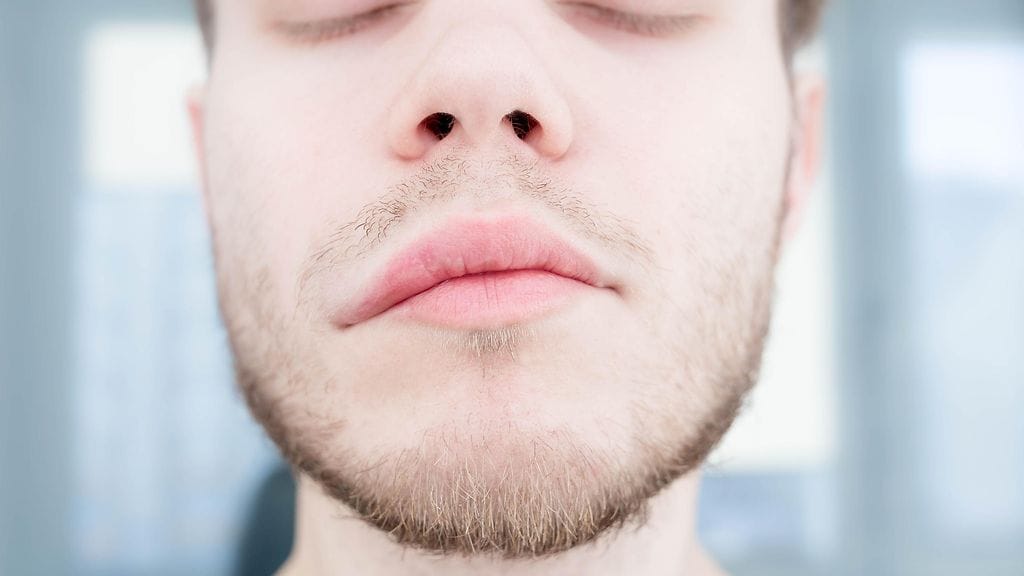 Aivoinfarktin riski voi kohoa esimerkiksi ylitöiden vuoksi.