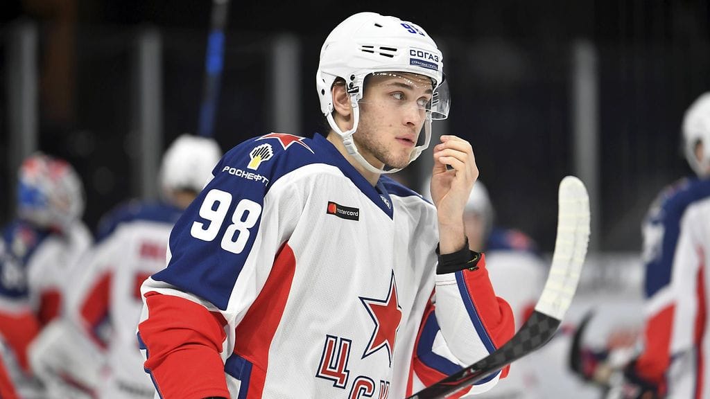 Maksim Maminin ottelu päättyi ennen aikojaan.