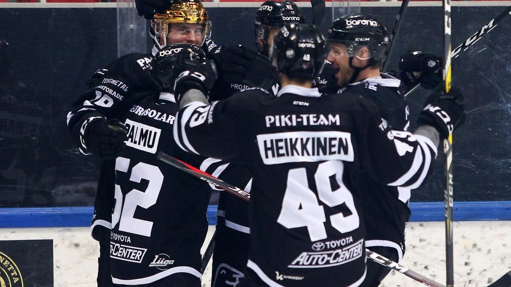 TPS kukisti sarjakärjen Kärpät Turussa.