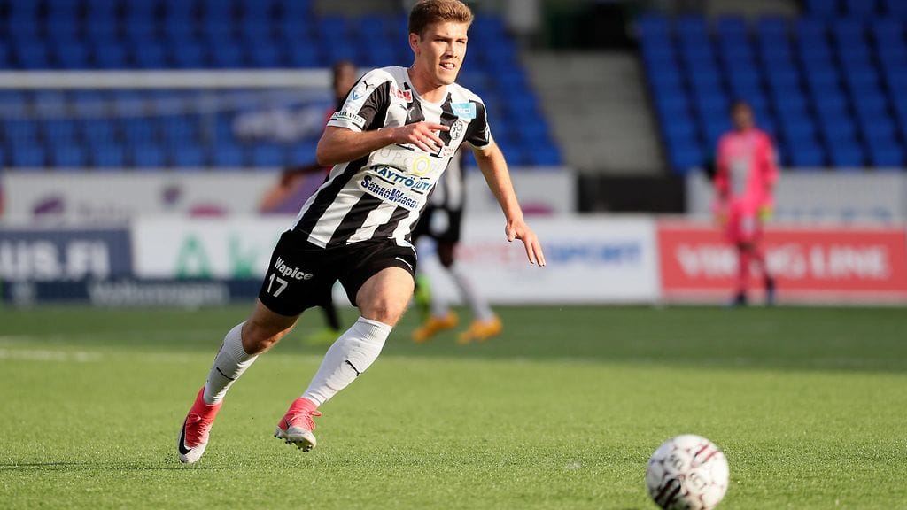 Joonas Vahtera siirtyy VPS:stä HJK:hon.