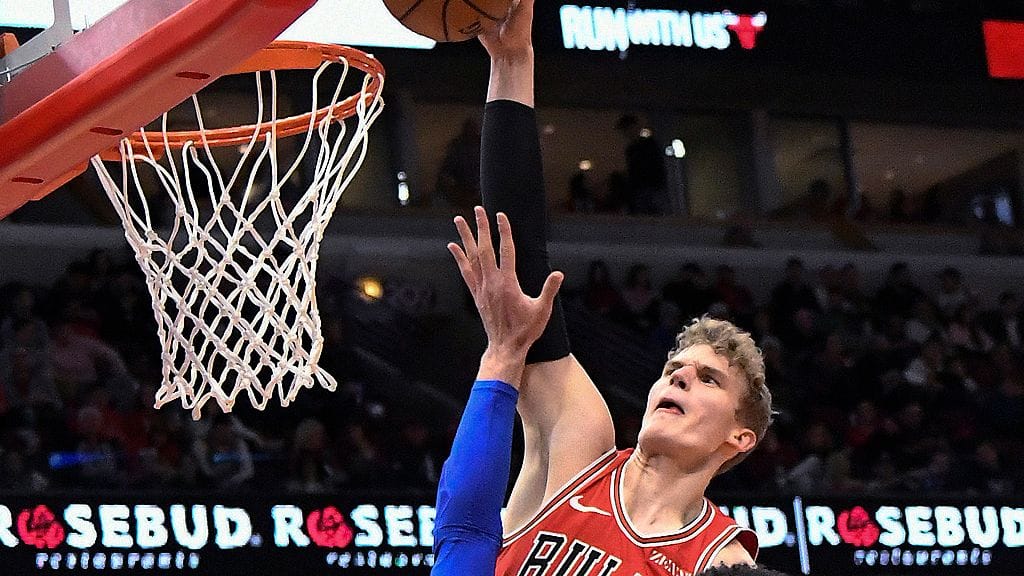 Lauri Markkanen onnistui näyttävässä donkissa.