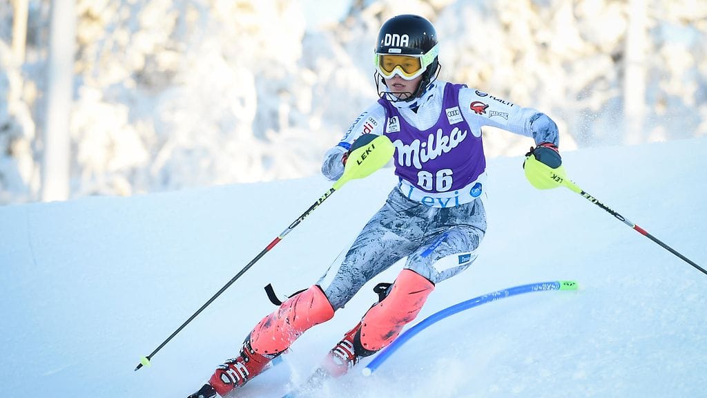 Nella Korpio oli Courchevelin pujottelun