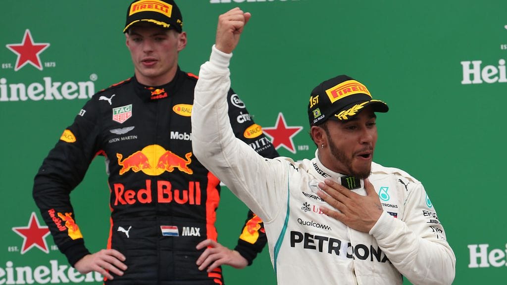 Max Verstappen joutui katselemaan Lewis Hamiltonin voitonjuhlia useaan otteeseen kaudella 2018.