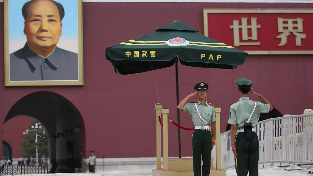 Mao Zedongin kuva hallitsee Taivaallisen rauhan porttia Pekingissä.