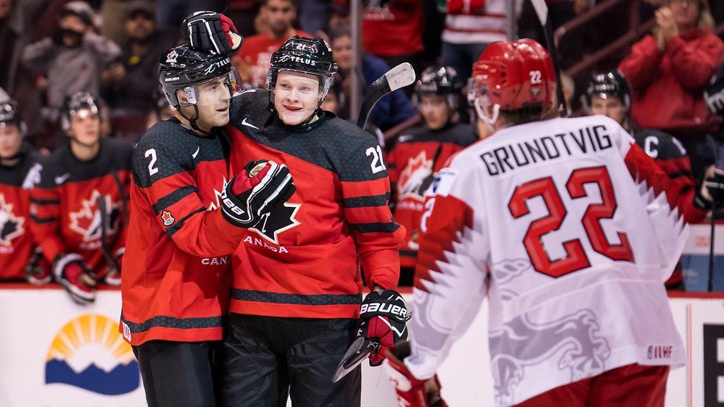 Kanada antoi myrskyvaroituksen iskukyvystään nuorten MM-kisojen avauksessa, kun se kaatoi Tanskan peräti lukemin 14-0.