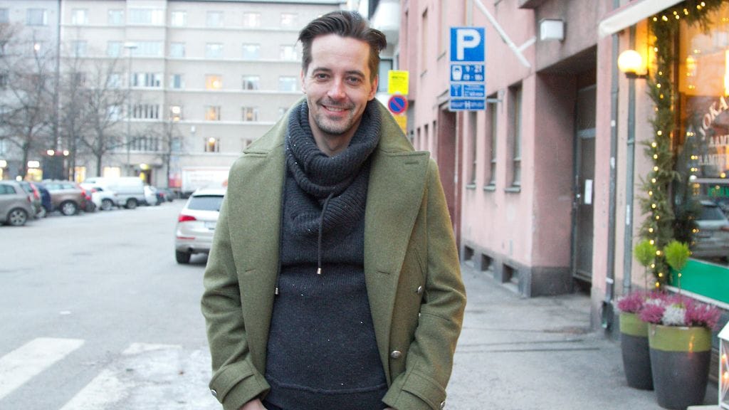 Ile Uusivuori teki hupaisan havainnon Uutisvuodon vakiokasvojen yhteiskuvasta.