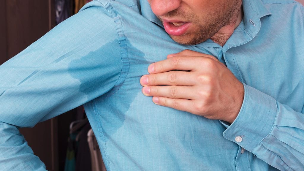 Runsaan aterian jälkeen elimistön aineenvaihdunta käy ylikierroksilla. Kuvituskuva.