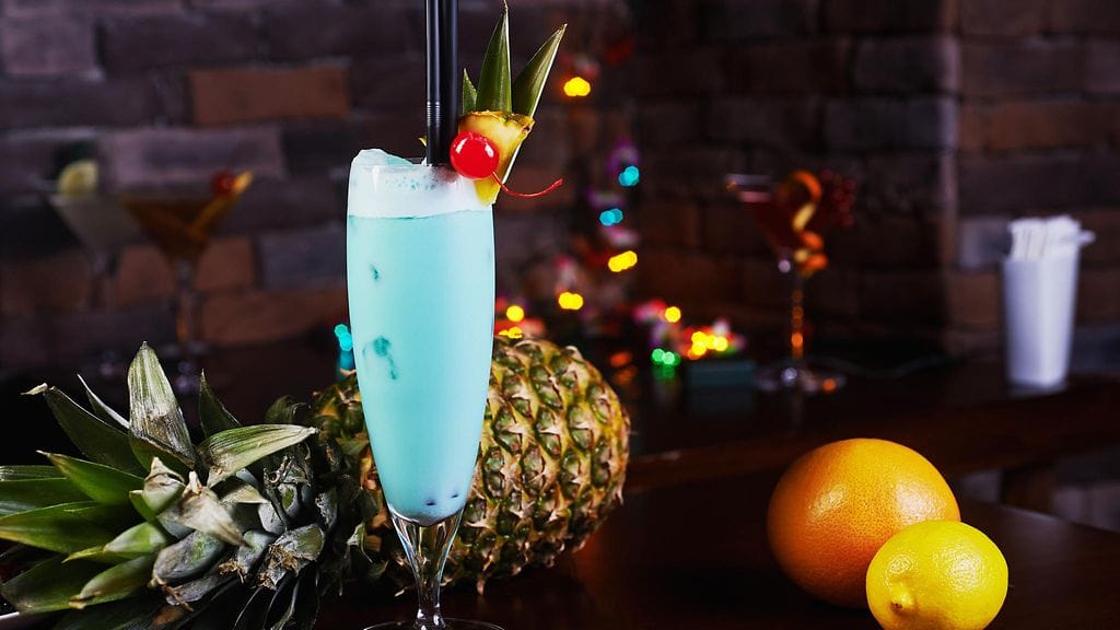 blue curacao drinkki