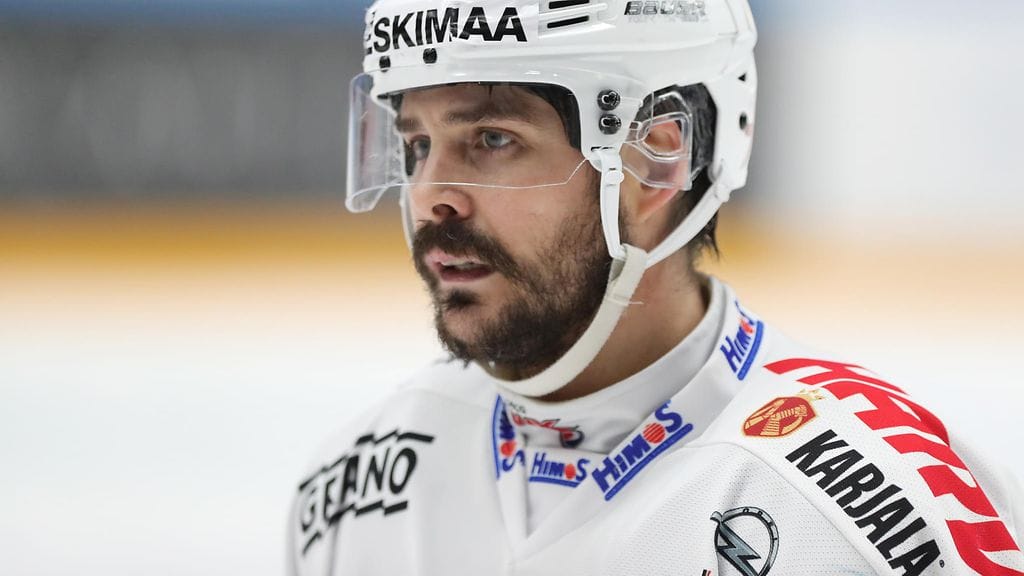 Eric Perrin teki jälleen liigahistoriaa.