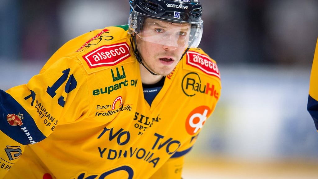 Janne Keränen joutui sivuun TPS-ottelusta.