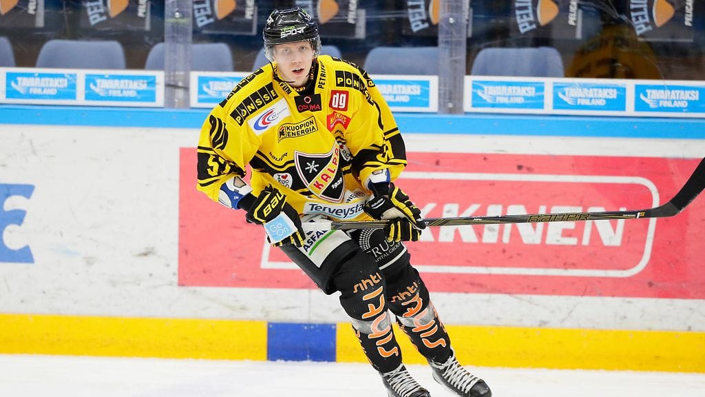 Joonas Lyytinen siirtyy HIFK:n riveihin.